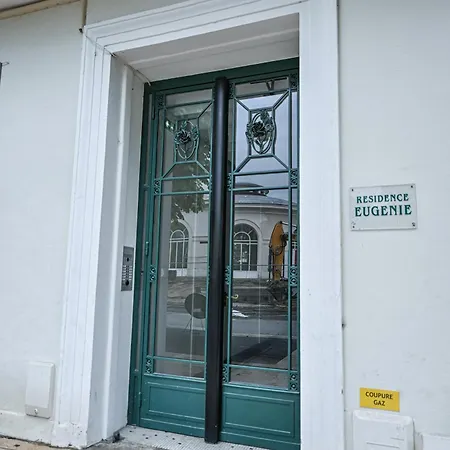 Sejour A La Source - Opera, Casino, Kiosque דירה *