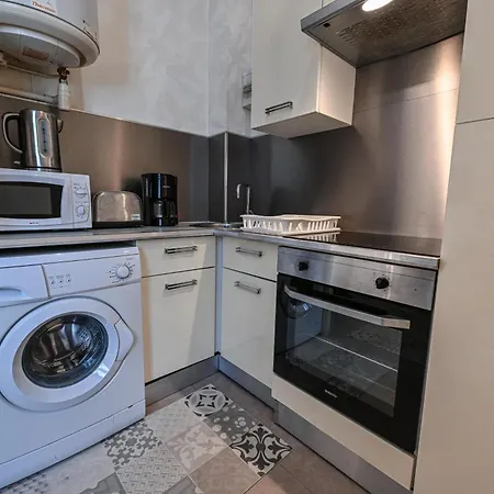 Sejour A La Source - Opera, Casino, Kiosque Apartment